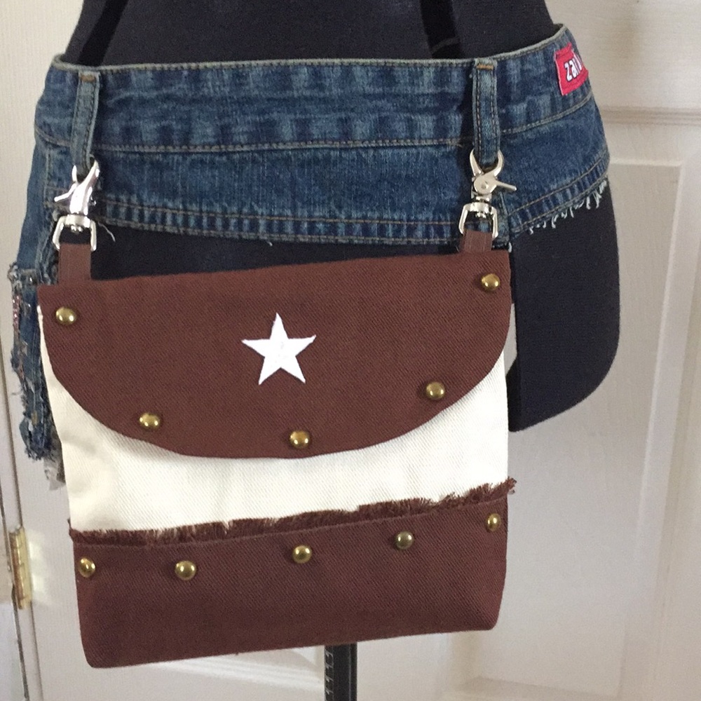 Hip Clip Bag